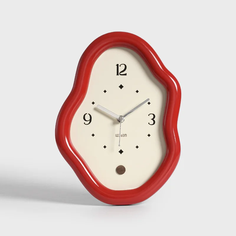 FLUID FORM CLOCK - Image 7