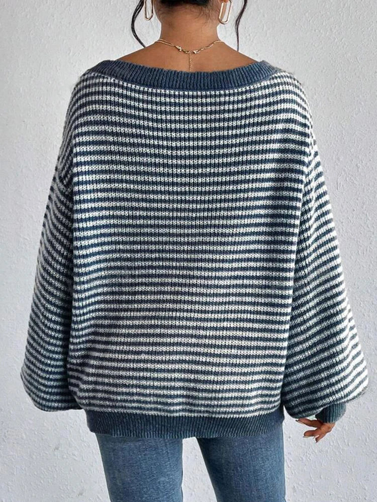 Marlowe Oversized Sweater - Image 3