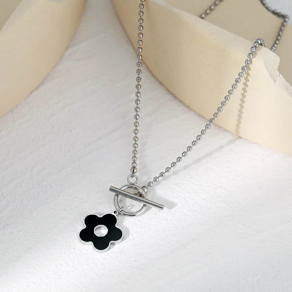 Petal Lock Necklace - Image 4